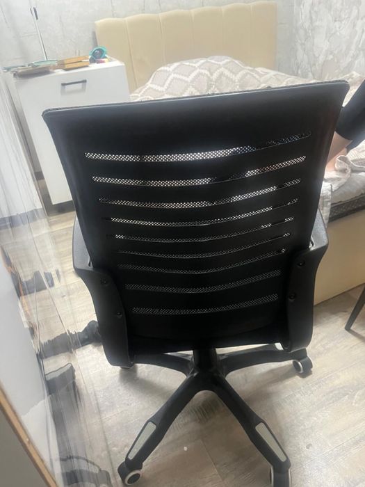 Стол рабочий для офиса