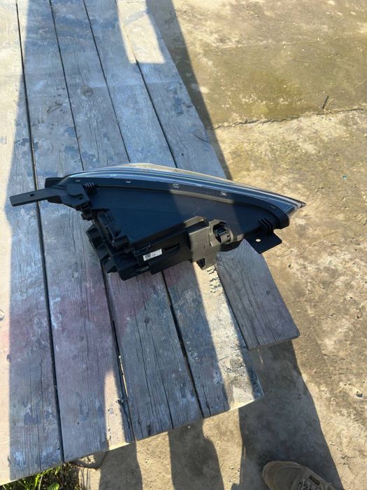 Kia sonet фара передняя левая