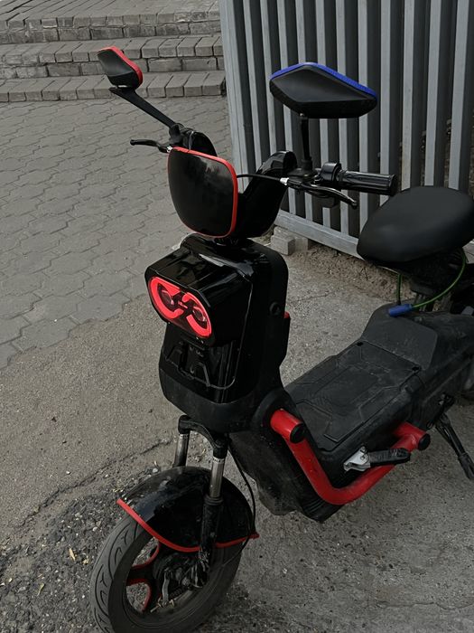 Продом скутер электро танк108