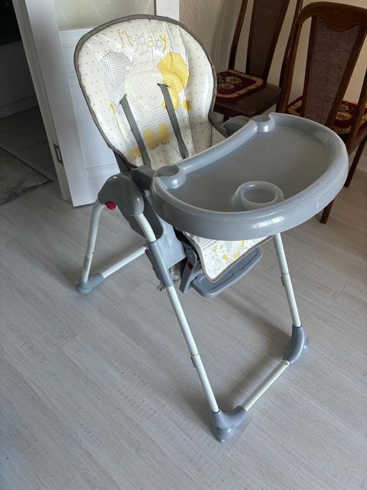 Срочно продаётся детский стол для кормления