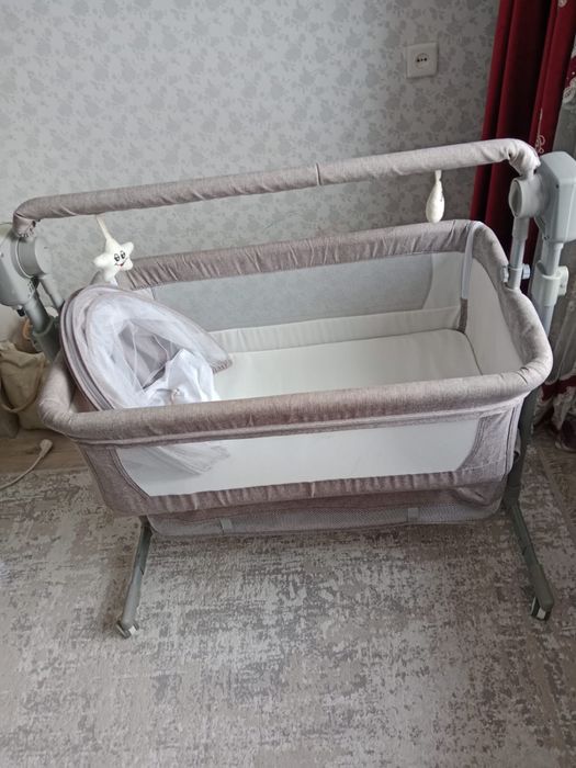 Кравать для новорожденных и колыбел