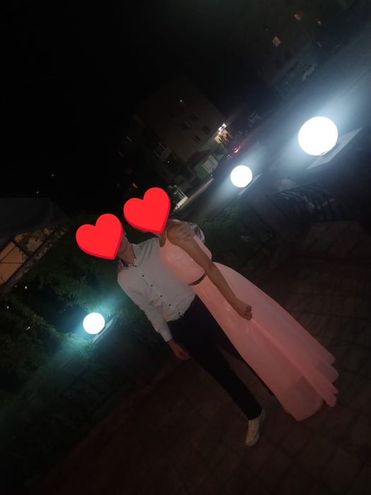 Продам платье б/у