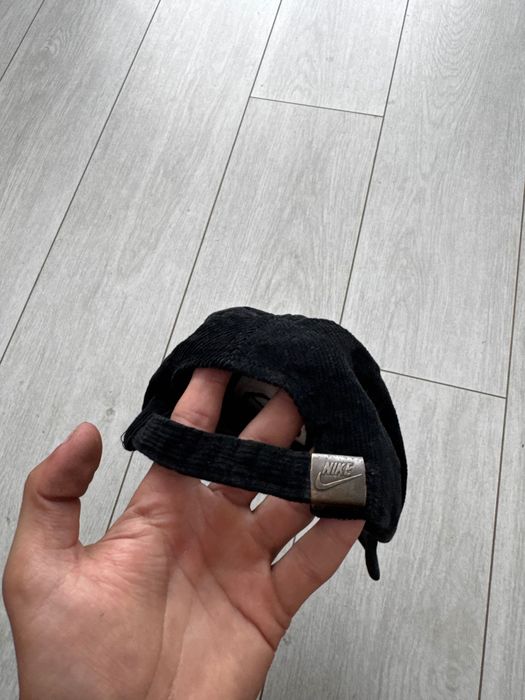 Șapcă Nike vintage și șapcă jack wolfskin