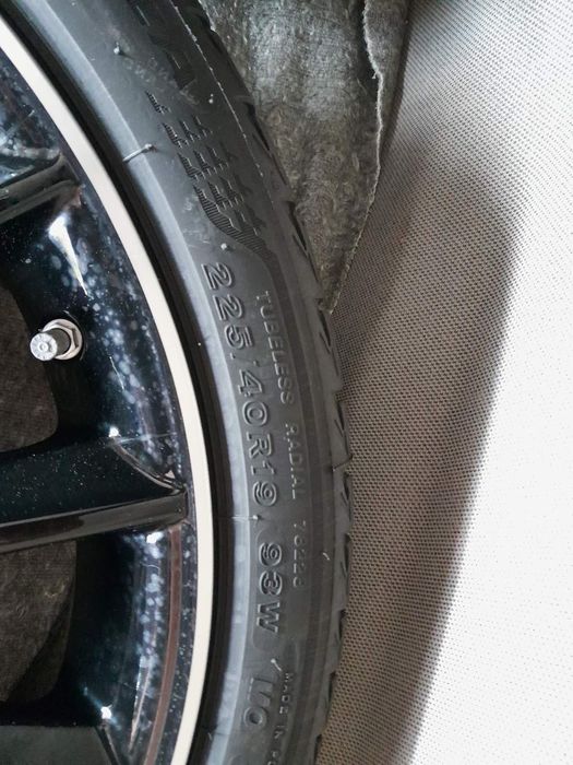 Оригинални джанти за Мерцедес 19” AMG с гуми 225/40/19 “НОВИ”