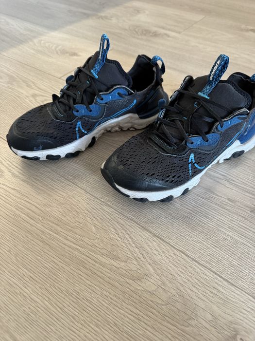 Маратонки Nike 39 номер