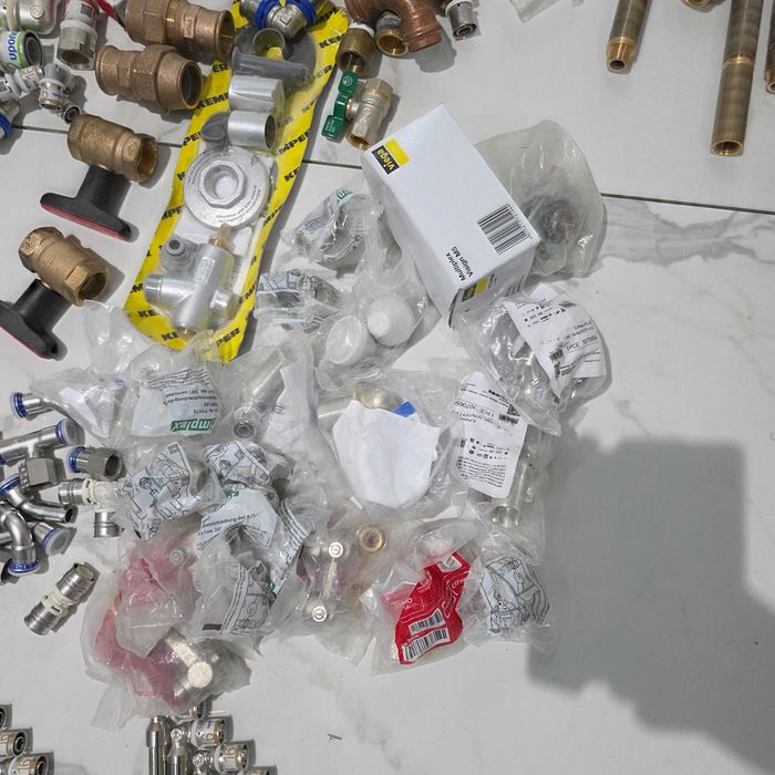 Fitinguri UPONOR VIEGA  vand tot ce se vede ieftin