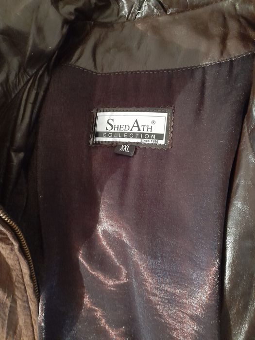 Продаю куртка женская