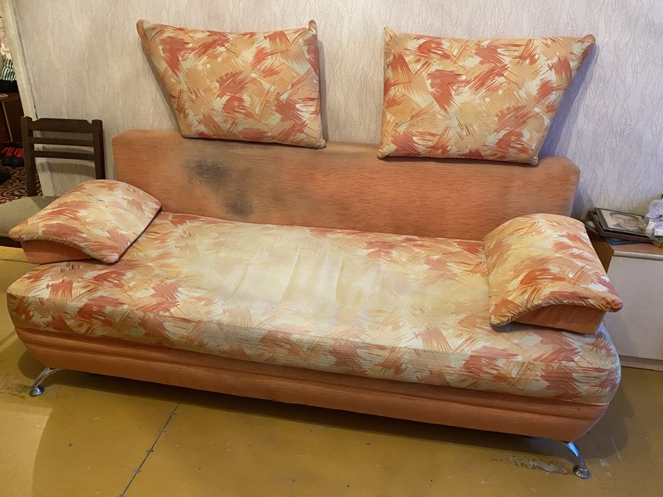 Отдам диван бесплатно