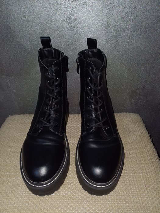 Ghete dama Stradivarius