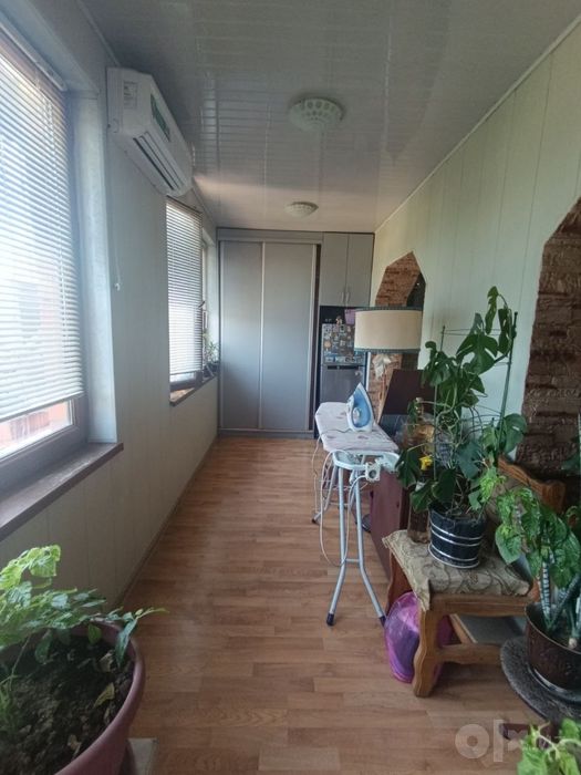 Продаю 4-х комнатную квартиру на Сергели 2, Турон метро