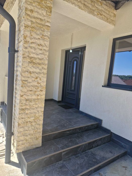 Casa parter Margineni