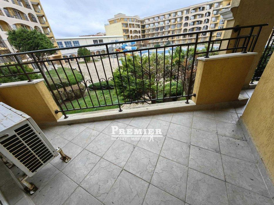 Продава се Тристаен апартамент в Бургас, Акациите - 95 кв.м за 628 €/кв.м - Снимка #1