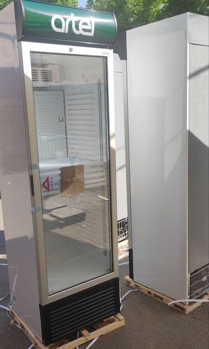Артел Витринный Холодильник.Арзон