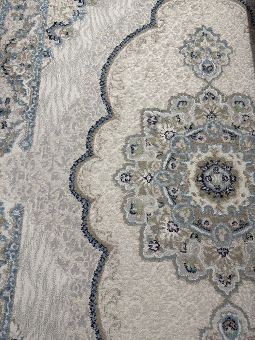 Продам ковер 2х3