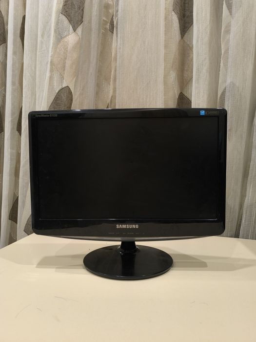 Монитор Samsung SyncMaster