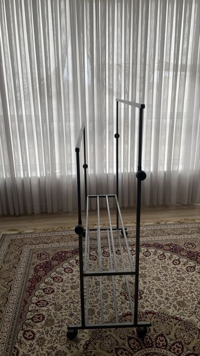 Вешалка напольная