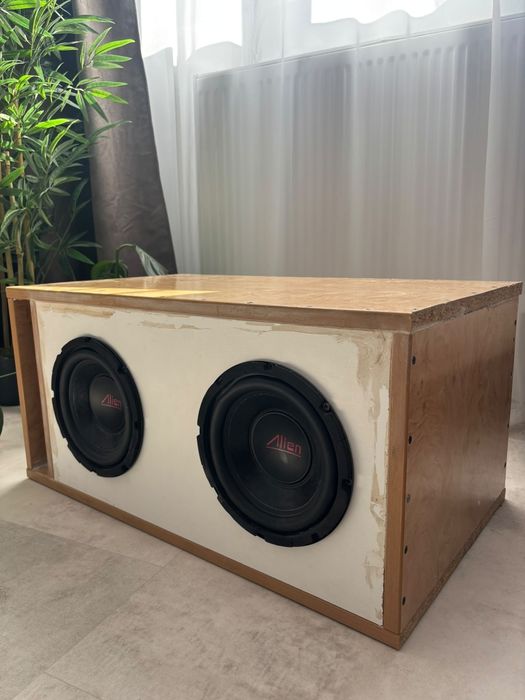 Vând subwoofer de cameră