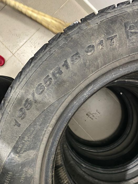 Продам Зимние шины