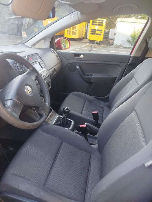Golf  5 plus  1.6 MPi Benzina