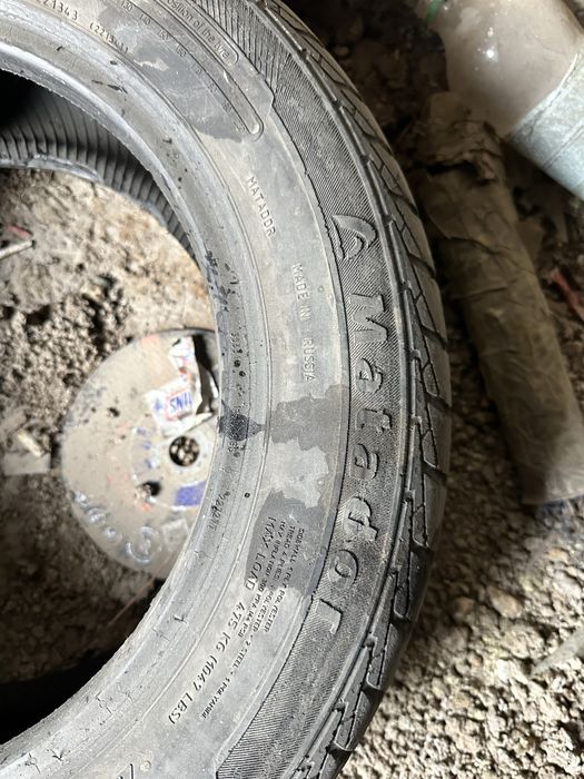 Продам шины в хорошем состоянии.
