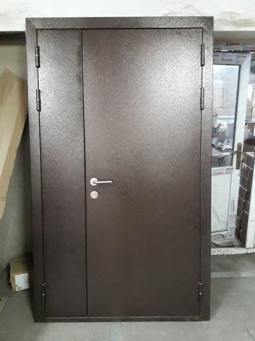 Металлические двери под заказ. Наружные двери.