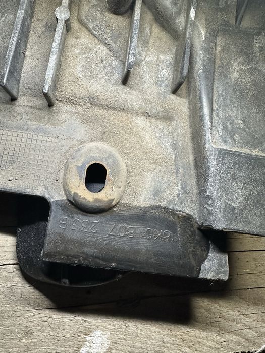 Semi-scut scut motor scut cutie audi a4 b8 b8.5