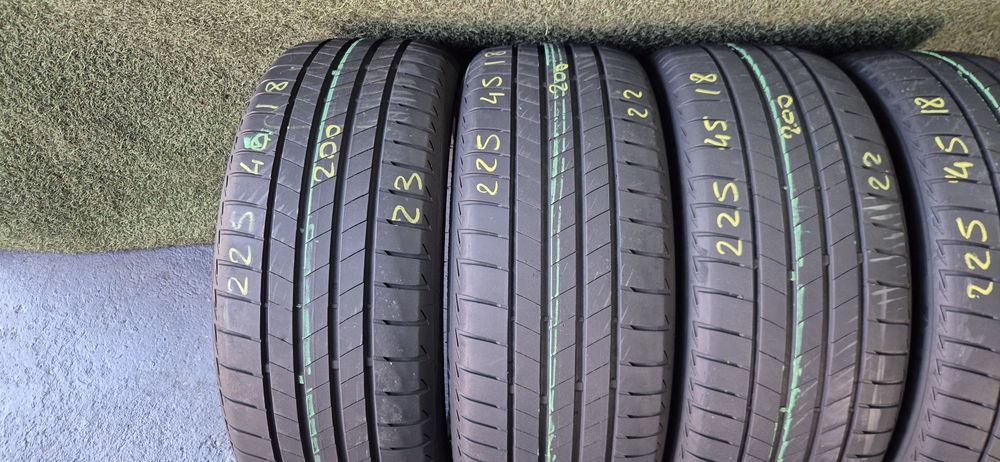 225 45 18 Bridgestone