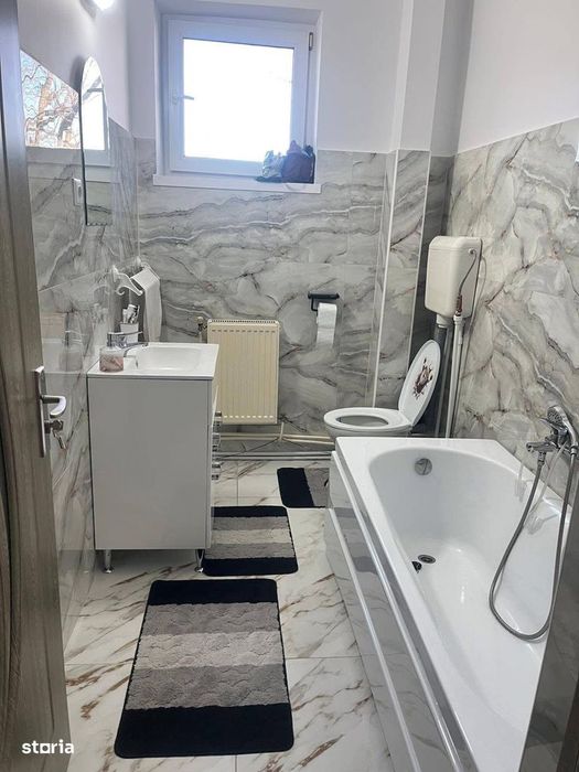 De vanzare apartament cu 2 camere, mobilat și utilat, etaj intermediar