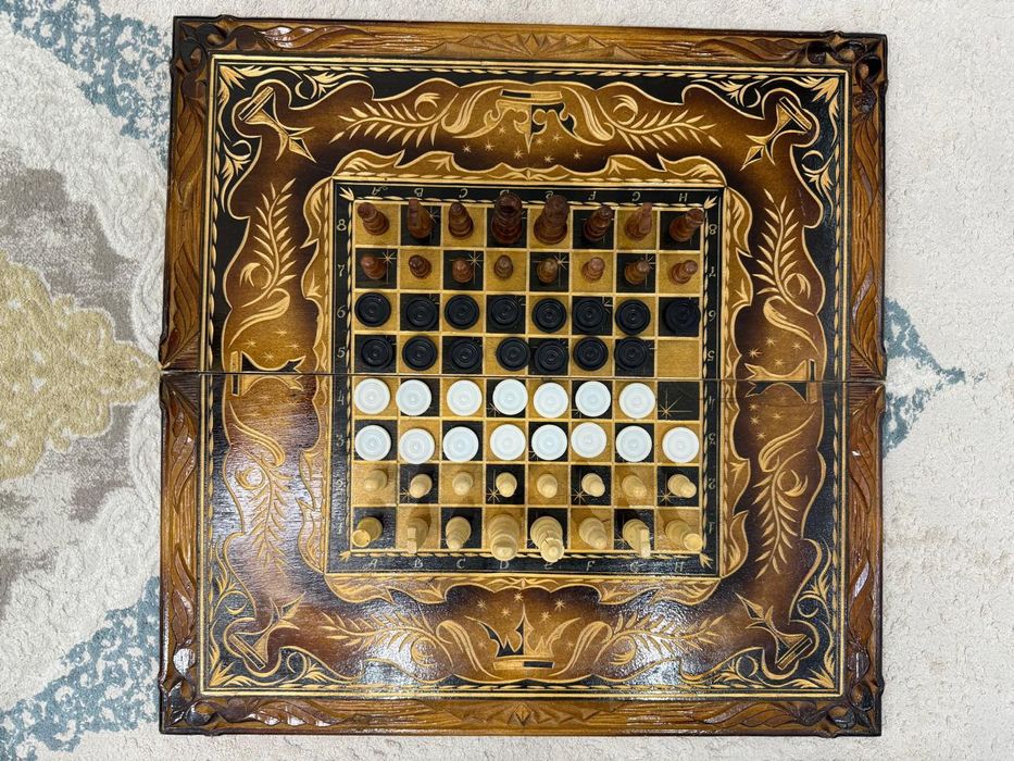 Настольные нарды с шахматами