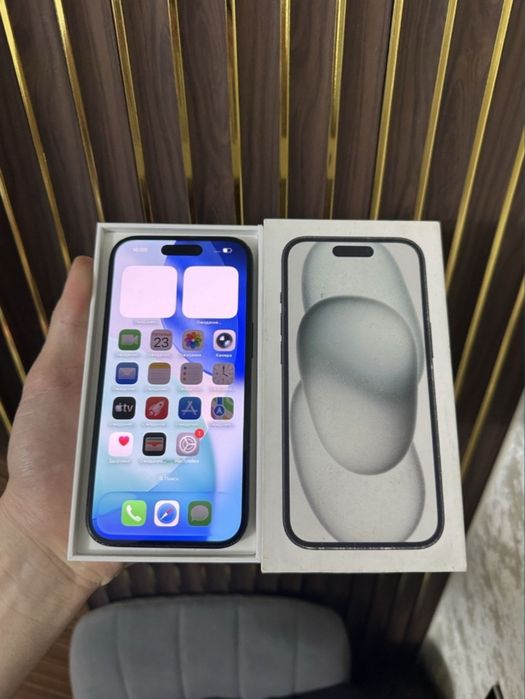 iPhone 15  128gb