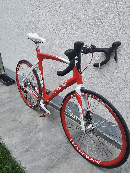 Bicicletă Cursieră Avenue Airbase
