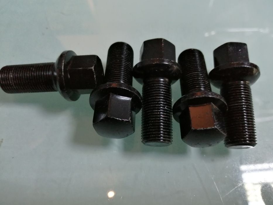 Prezoane 15x1.25 Mercedes new GLE SUV 2019/2020 New GLS