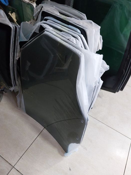 Тонированное автостекло. Вызов мастера.