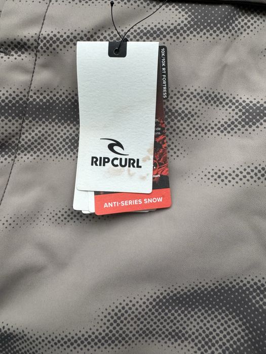 Сноуборд яке Rip Curl