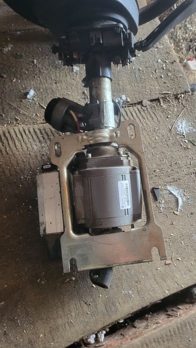 Продам Эур с рулём  приора 2