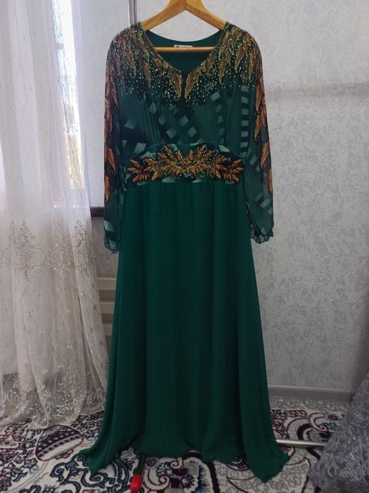 Kiyim vecherniy holati ideal