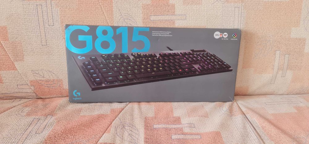 Tastatura mecanica gaming Logitech G815, Ultraslim, Lightsync, SClicky