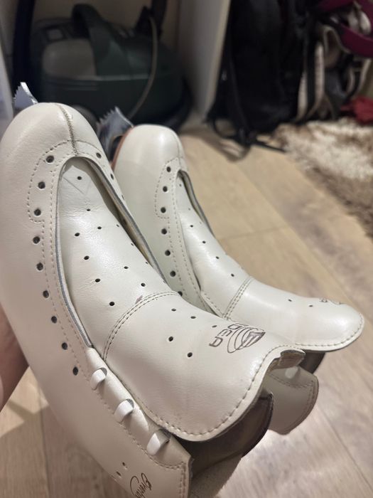 Коньки для фигурного катания