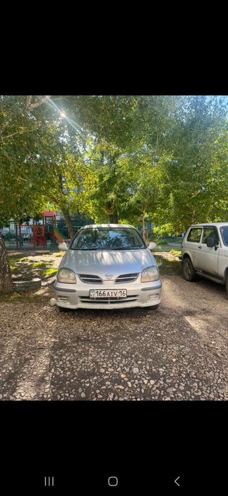 Продам Nissan tino