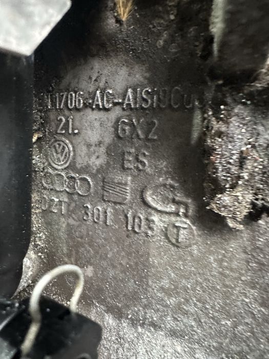 Ръчна кутия 6ск за 1.6fsi - Фолксваген,Ауди- Голф,Джета,Туаран,А3 - 02T301103T