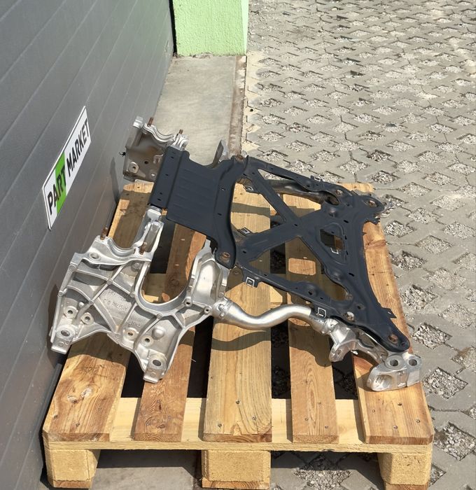 Преден мост AUDI Q7 SQ7 4M 4M0399315Q 4M1399345C