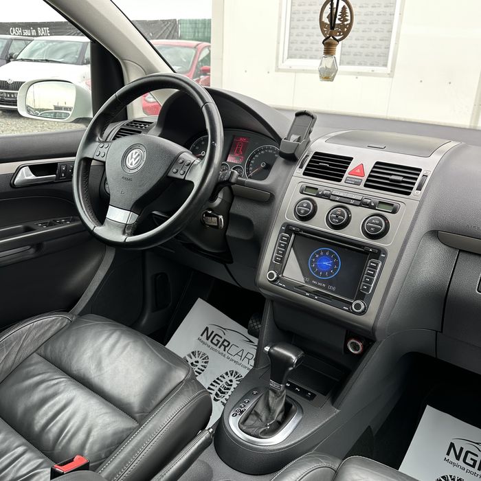 Volkswagen Touran CROSS 7 Locuri 1.4 TSI 170CP 2009 DSG | RATE / TRANSPORT / NUMERE
