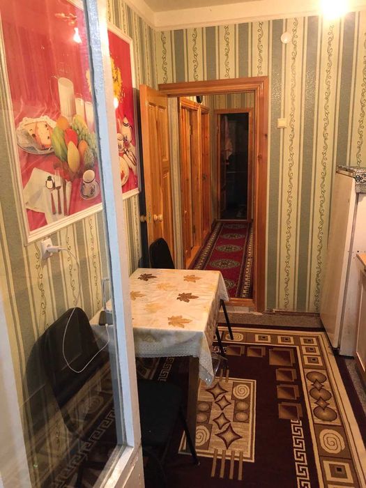 (3/4/4) 5-к/д (Алпомиш) 3 хонали уй ижарага Сдаётся 3-ком кв в 5-м м/р