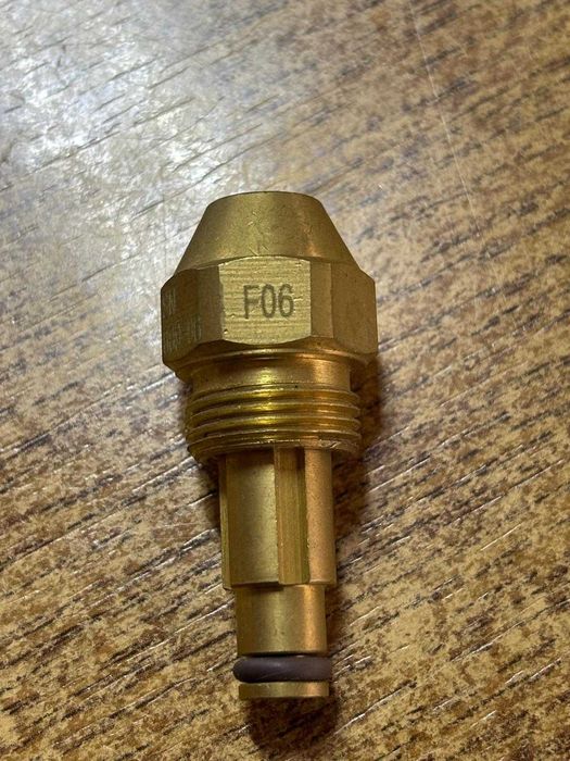 Duză de ulei ars (injector) (06,08,10,12,15)