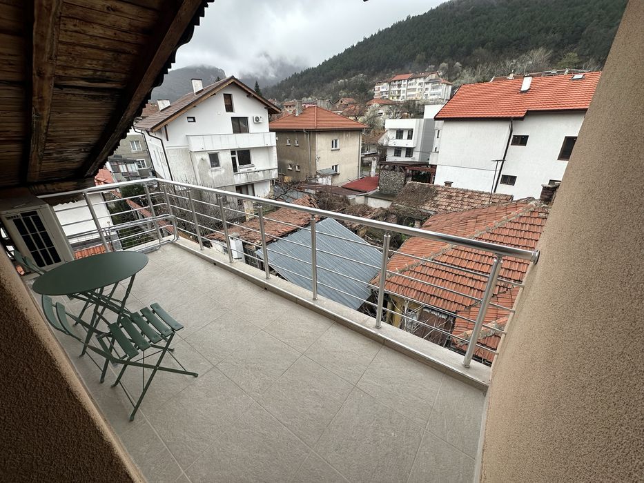 Дава се под наем Двустаен апартамент в Враца, Подбалканска - 50 кв.м за 348.84 € - Снимка #2