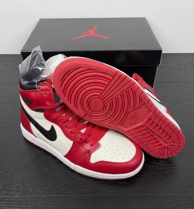 Adidasi Jordan 1 High Chicago Red