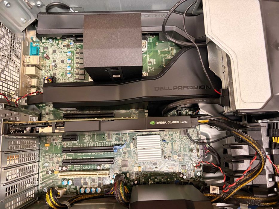 Dell T5810 Xeon E5-2698 v3 16 core, 24GB DDR4, NVIDIA K4200 4GB GDDR5