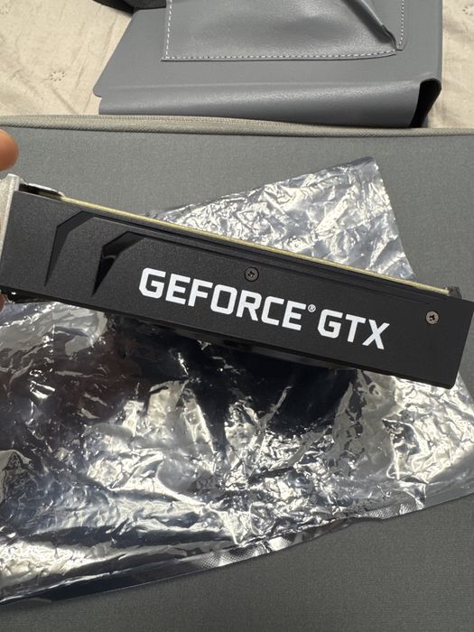 Placă Video NVIDIA GeForce GTX 1650 4GB GDDR5 – Nouă / Neutilizată