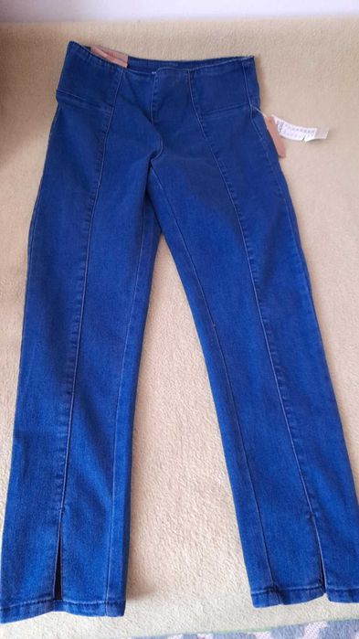 Set pantaloni: blugi noi + 2 modele comozi & eleganți – mărime medie