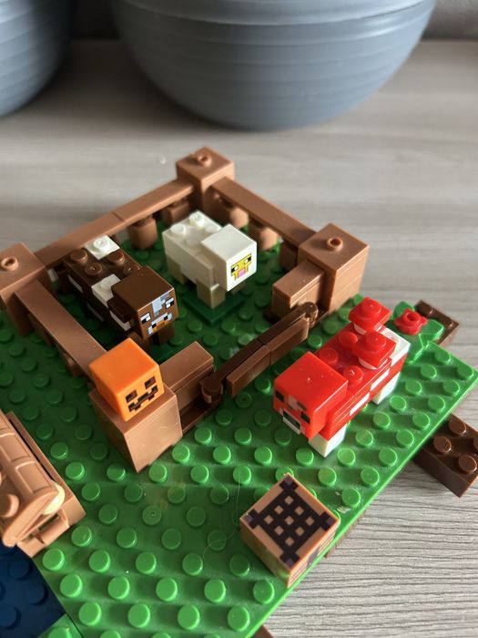 Лего майнкрафт.